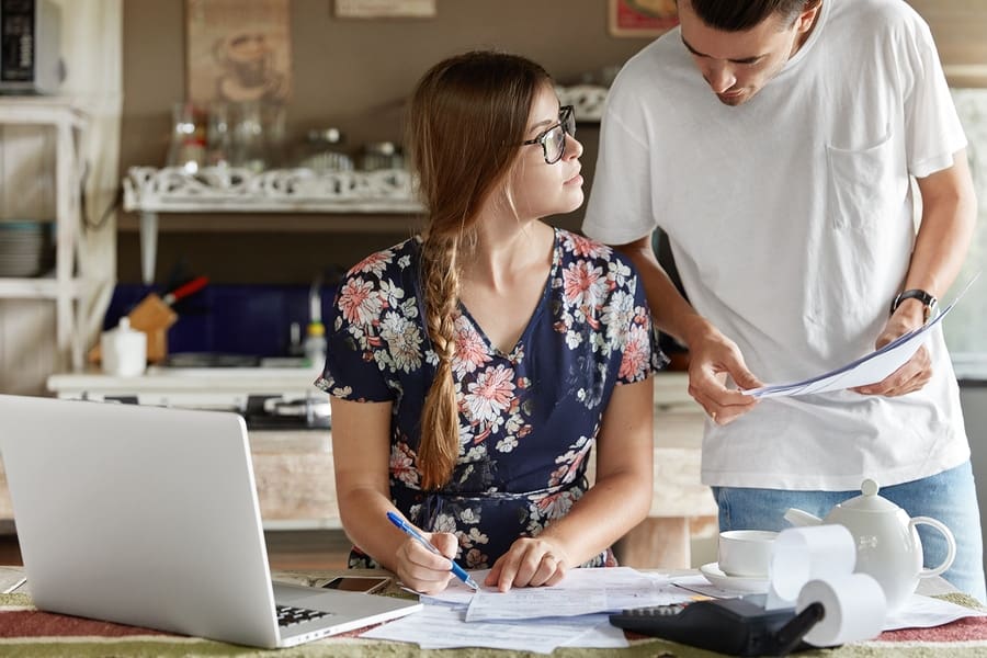 couples with very different amounts of student loans travis hornsby