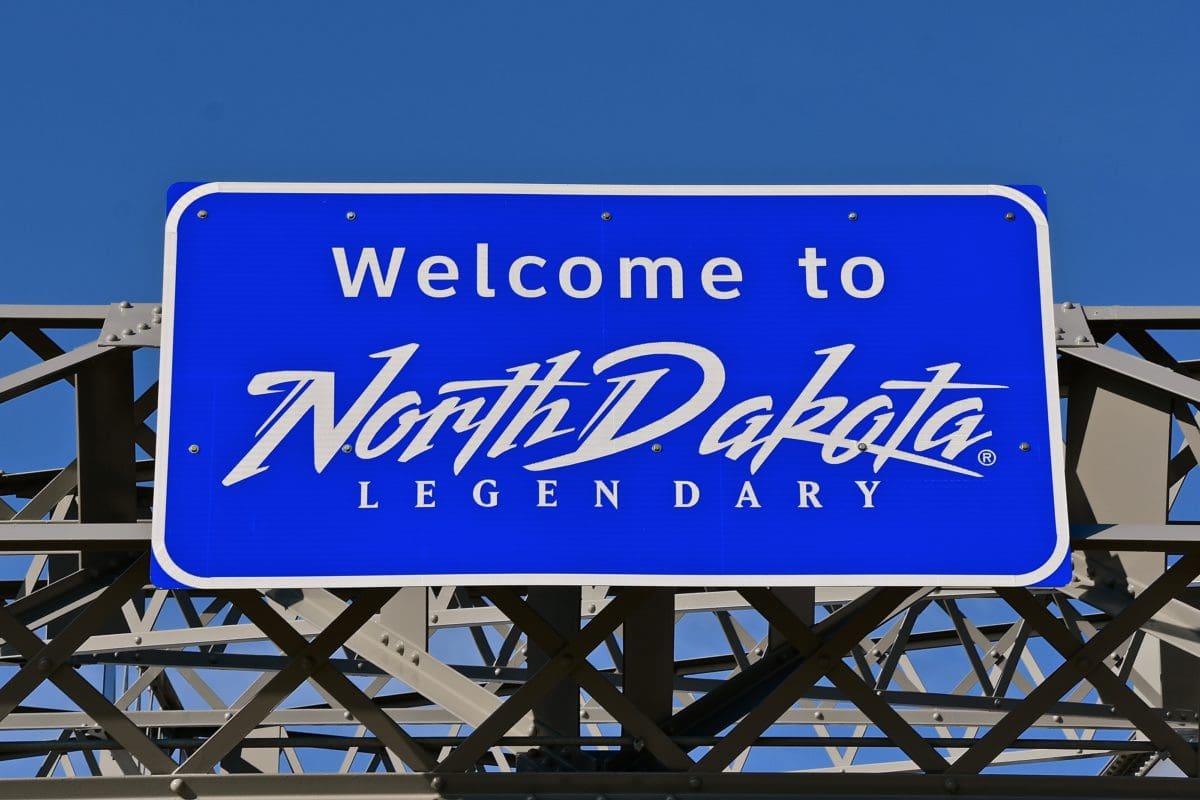 welcome-north-dakota-sign