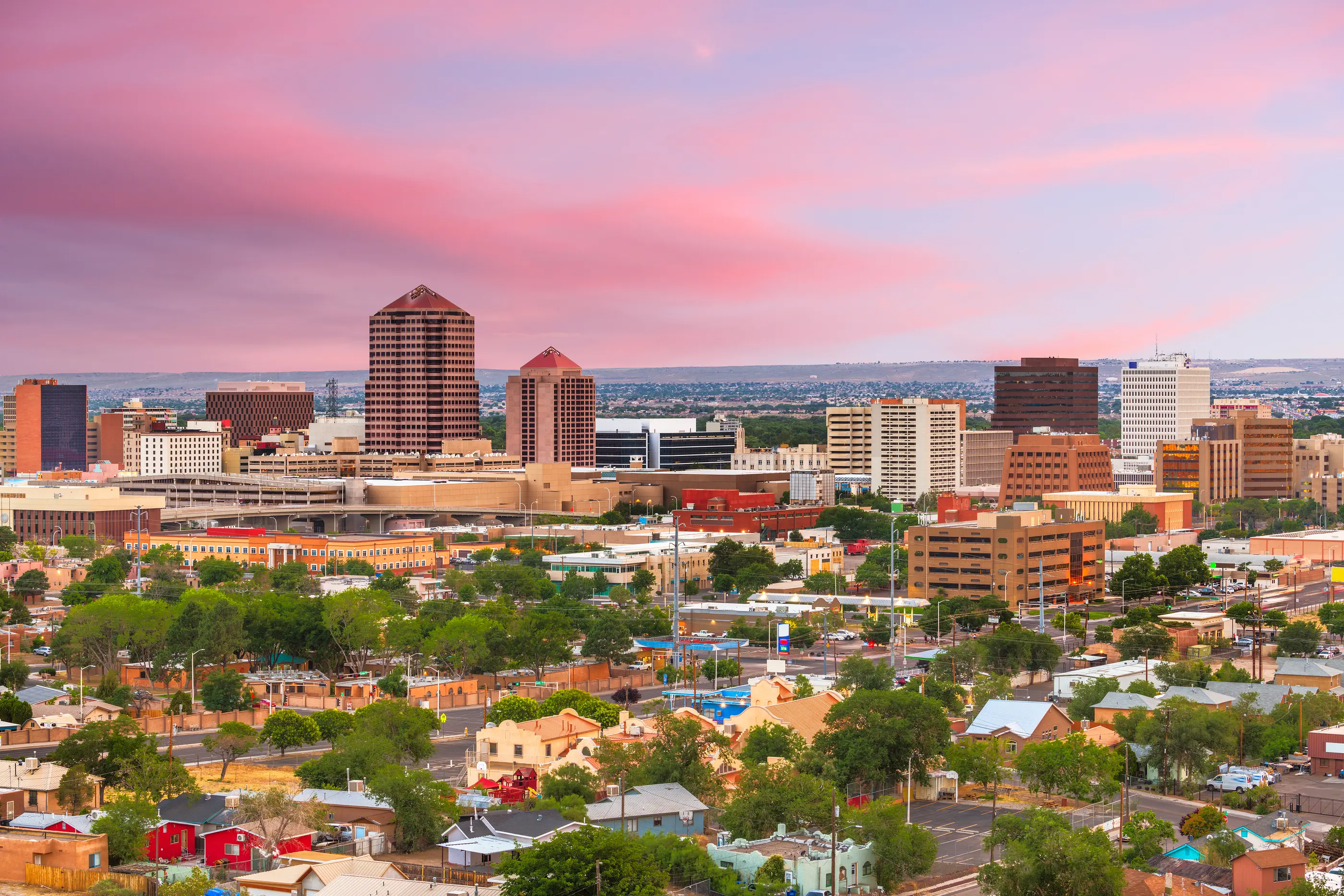 albuquerque-new-mexico-downtown-cityscape-twilight